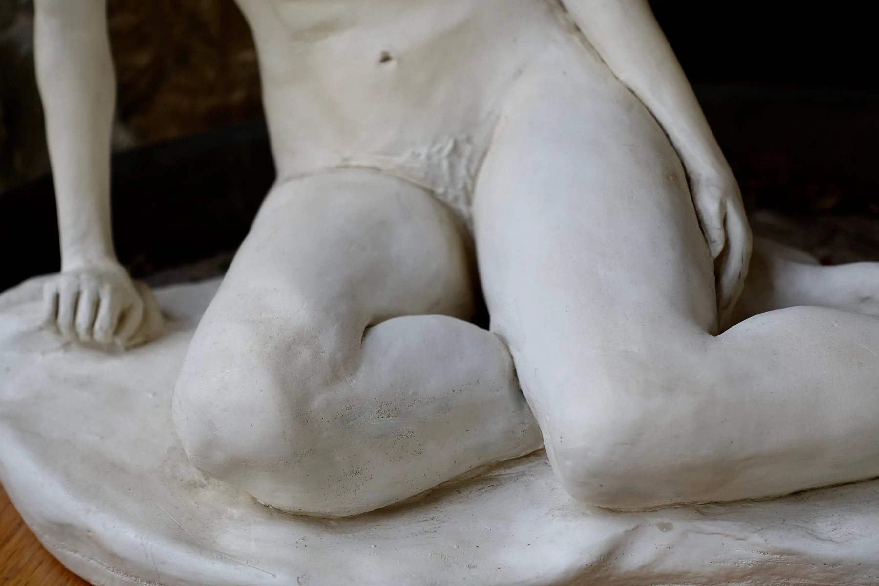 Reverie - Legs Detail