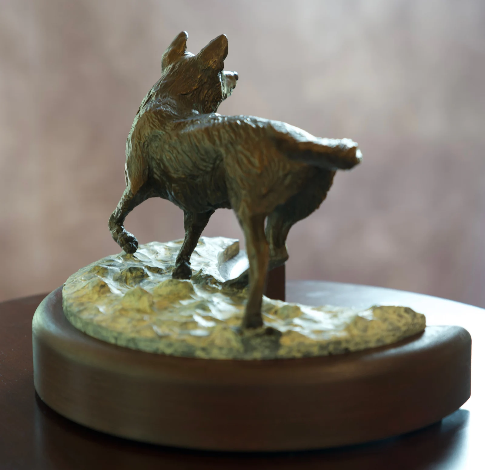 Wolf Moon Huntress — looking right
